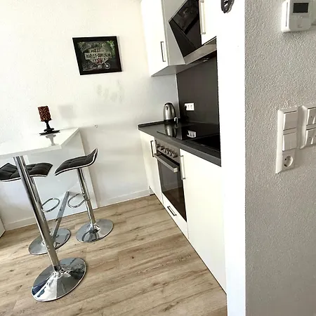 Neu Motoloft Schwarzwaldhochstrasse Zentrum Goldstadt Pforzheim Schloessle * Niederdorla