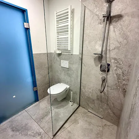 Neu Motoloft Schwarzwaldhochstrasse Zentrum Goldstadt Pforzheim Schloessle *