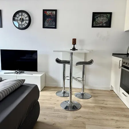 Διαμέρισμα Neu Motoloft Schwarzwaldhochstrasse Zentrum Goldstadt Pforzheim Schloessle *