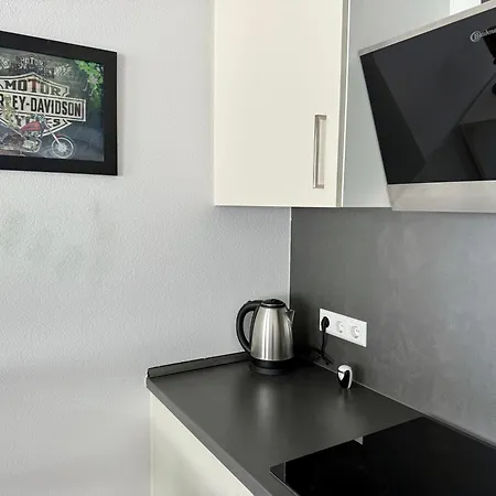 Neu Motoloft Schwarzwaldhochstrasse Zentrum Goldstadt Pforzheim Schloessle Διαμέρισμα