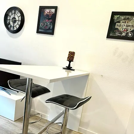 Neu Motoloft Schwarzwaldhochstrasse Zentrum Goldstadt Pforzheim Schloessle * Niederdorla