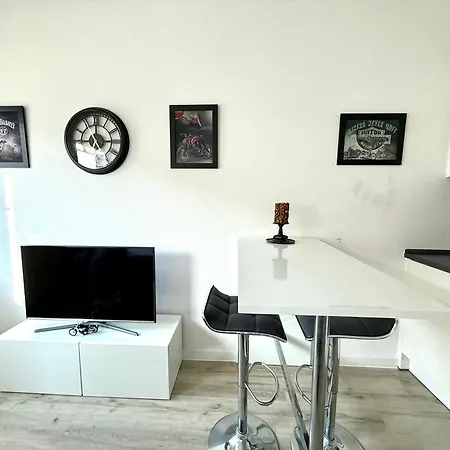 Διαμέρισμα Neu Motoloft Schwarzwaldhochstrasse Zentrum Goldstadt Pforzheim Schloessle