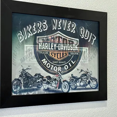Neu Motoloft Schwarzwaldhochstrasse Zentrum Goldstadt Pforzheim Schloessle * Niederdorla