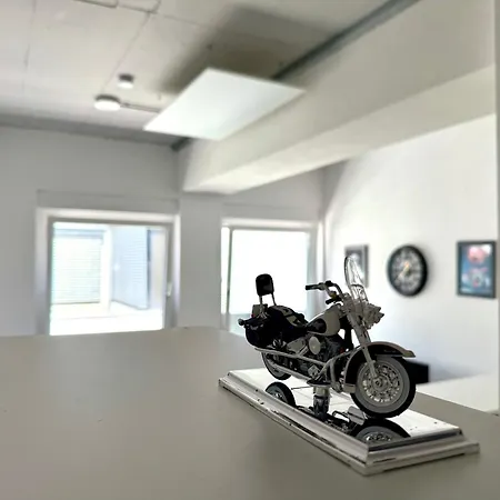 Neu Motoloft Schwarzwaldhochstrasse Zentrum Goldstadt Pforzheim Schloessle Διαμέρισμα Niederdorla
